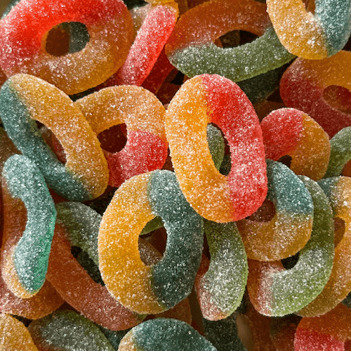 Anneaux aux fruits assortis givrés