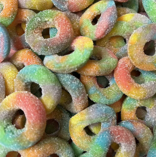 Anneaux sucrés multicolores